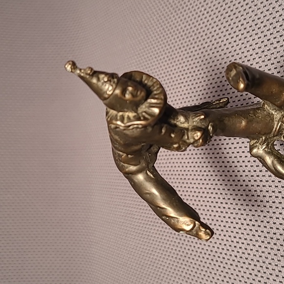 Small Brass Circus Clowns Performing Figures - Picture 7 of 11
